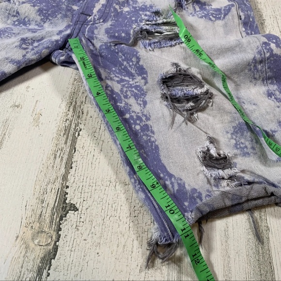 Levi’s 501 XX Men’s Cut-Off Purple Acid Wash Distressed Denim Shorts Size 32x11 - Picture 6 of 7